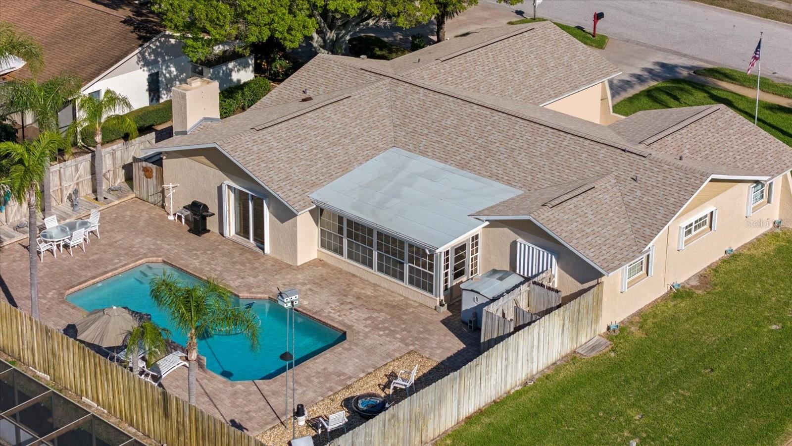 Listing photo id 0 for 7901 Willow Brook Court