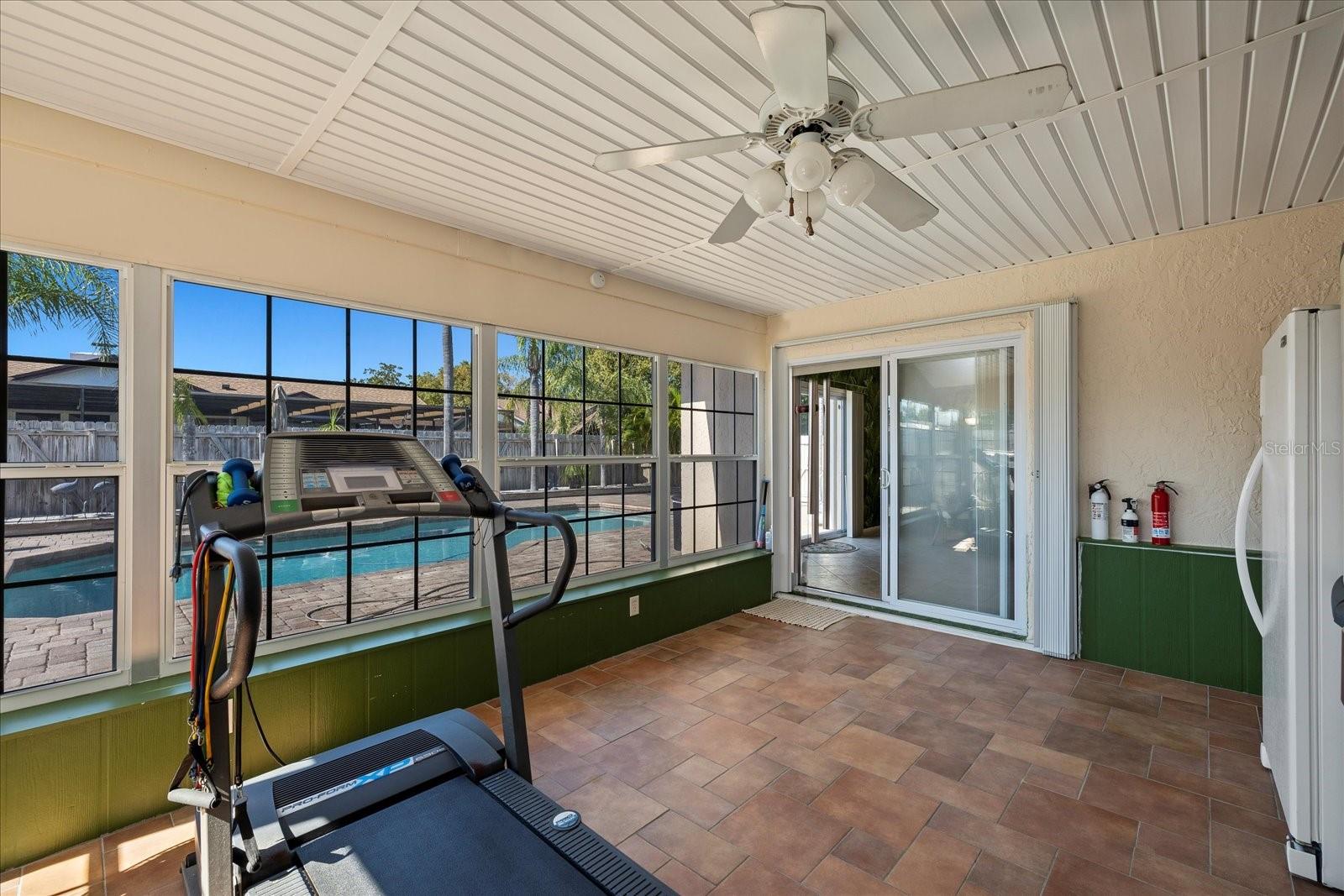 Listing photo id 21 for 7901 Willow Brook Court