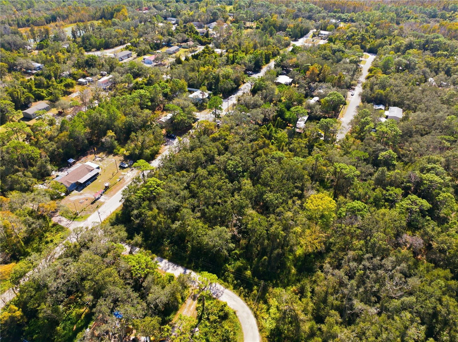 Listing photo id 12 for 000 Shalimar Street