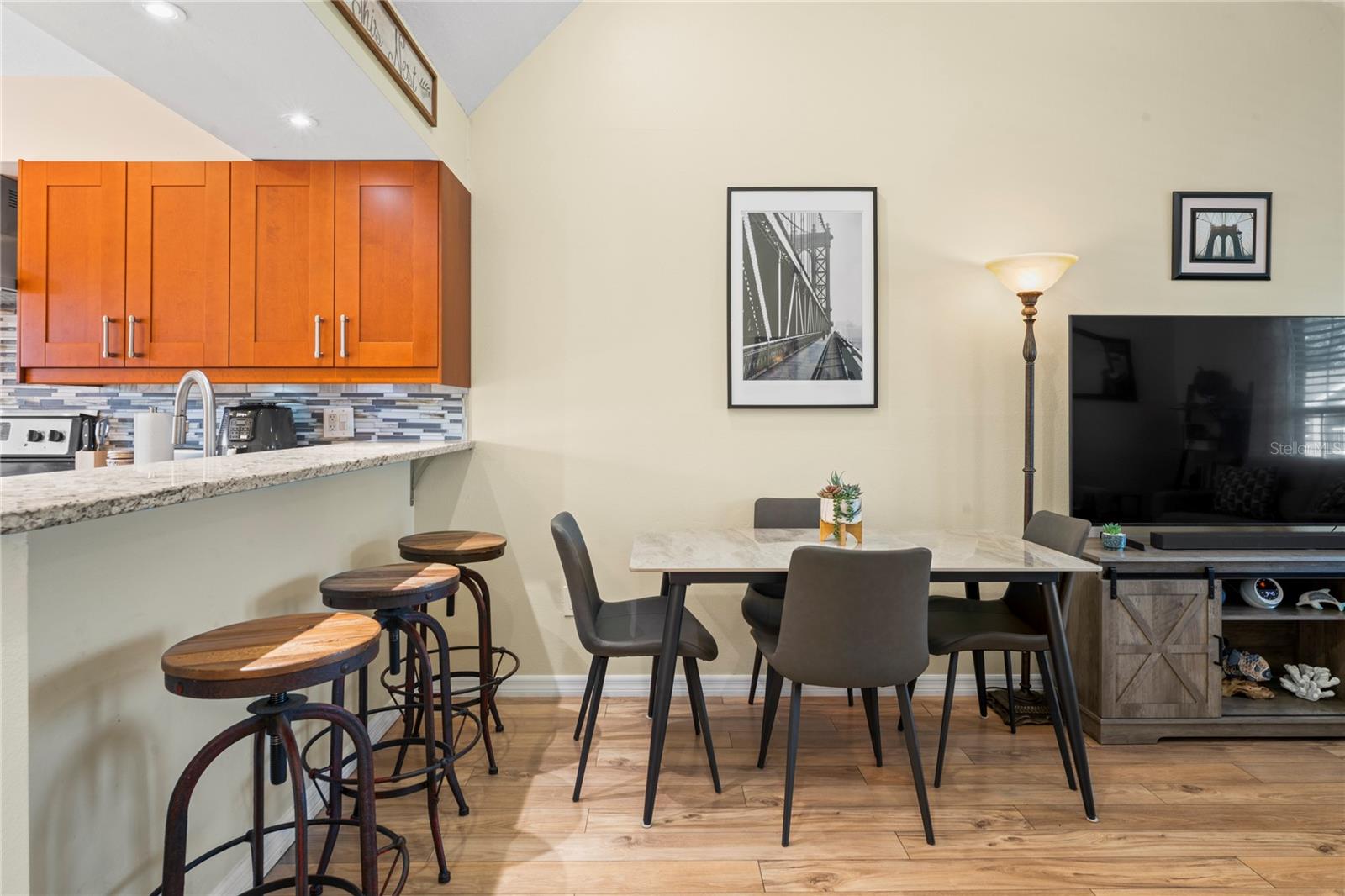 Image 14 of 66 For 6424 Spring Flower Drive 24