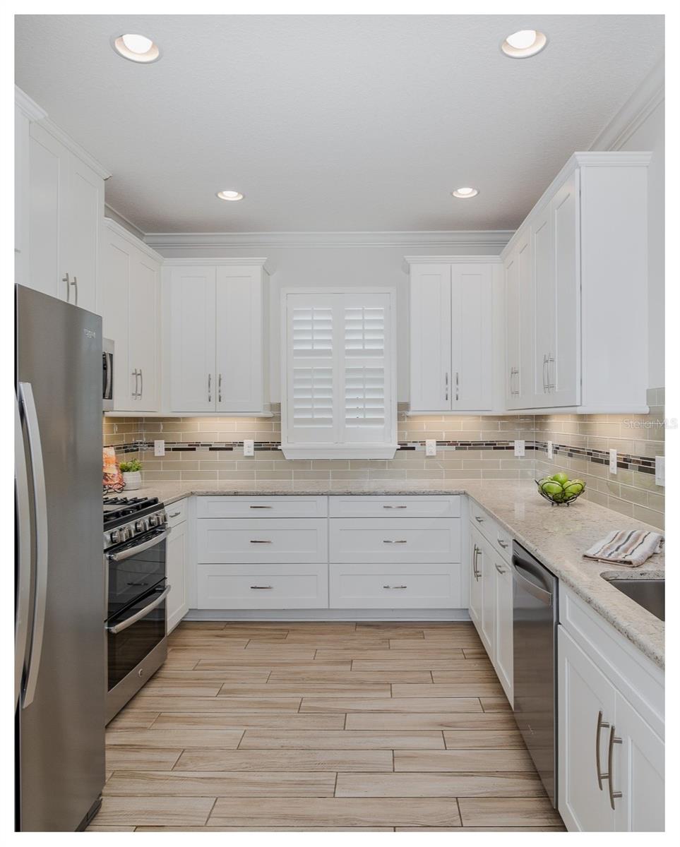 Image 15 of 100 For 11599 Callisia Drive