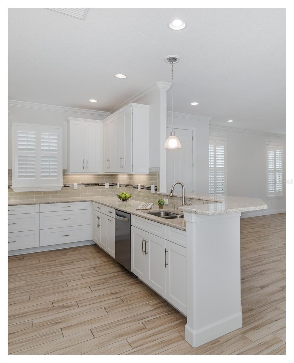 Image 18 of 100 For 11599 Callisia Drive