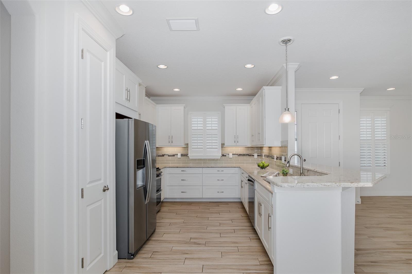 Image 19 of 100 For 11599 Callisia Drive