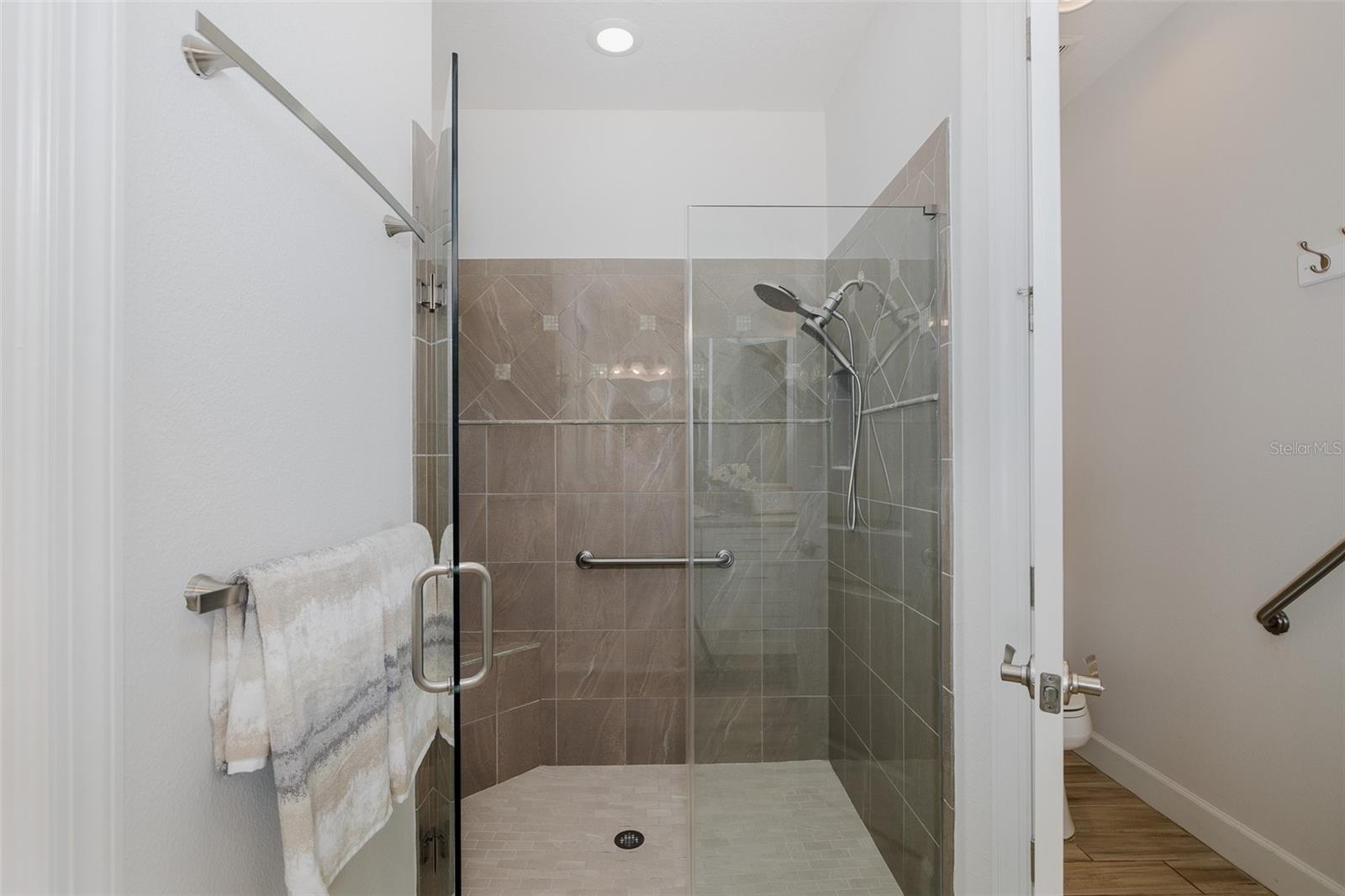 Image 31 of 100 For 11599 Callisia Drive