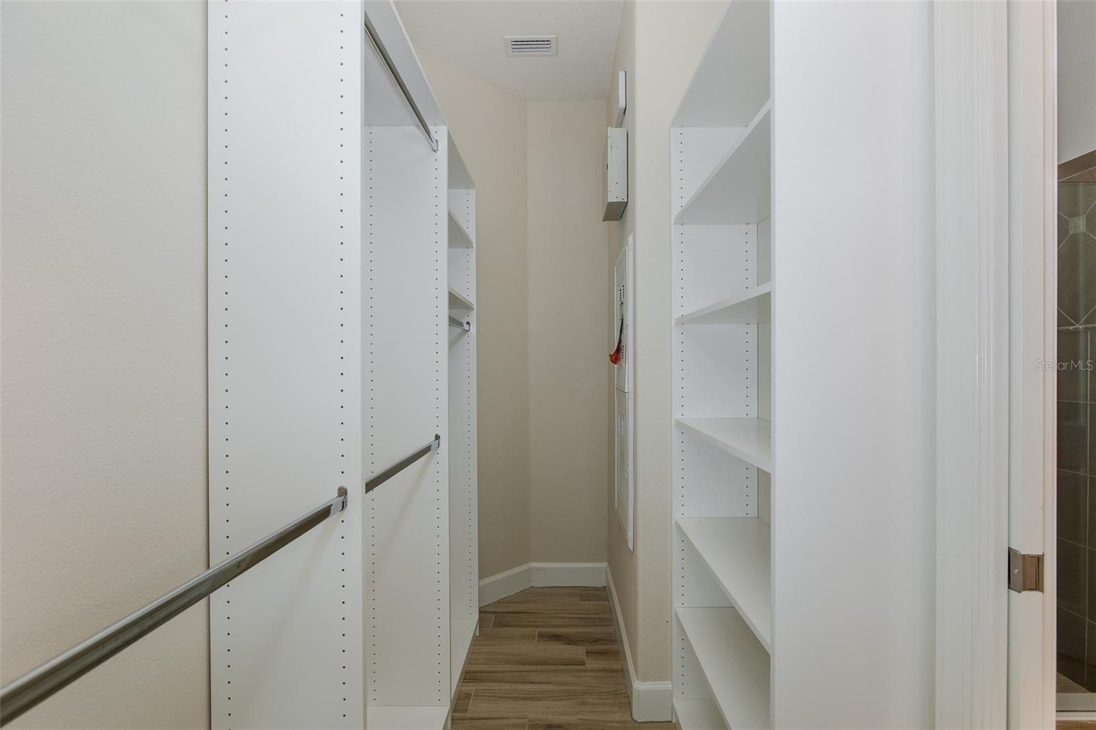 Image 33 of 100 For 11599 Callisia Drive