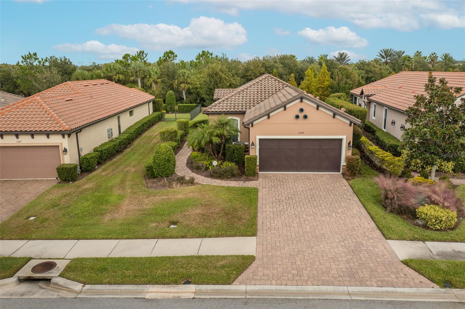 Image 85 of 100 For 11599 Callisia Drive