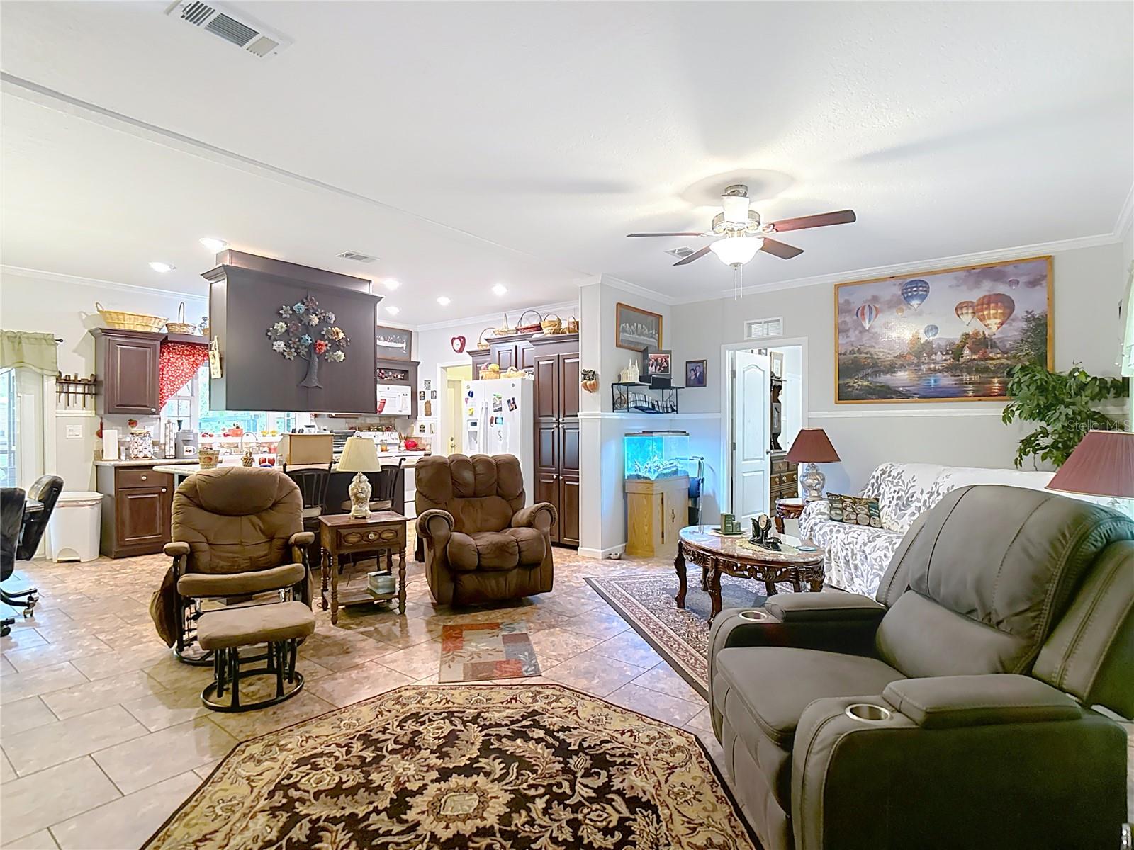 Image 12 of 67 For 18005 Nicholas Avenue