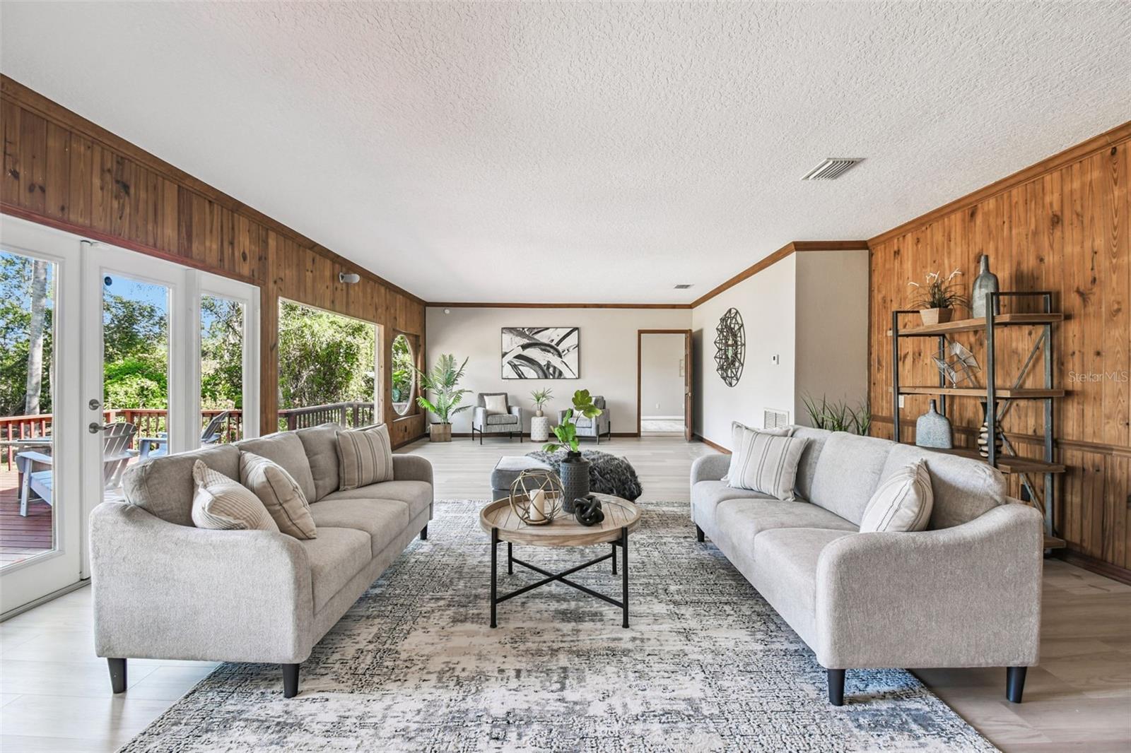 Image 39 of 84 For 8011 Mobley Road