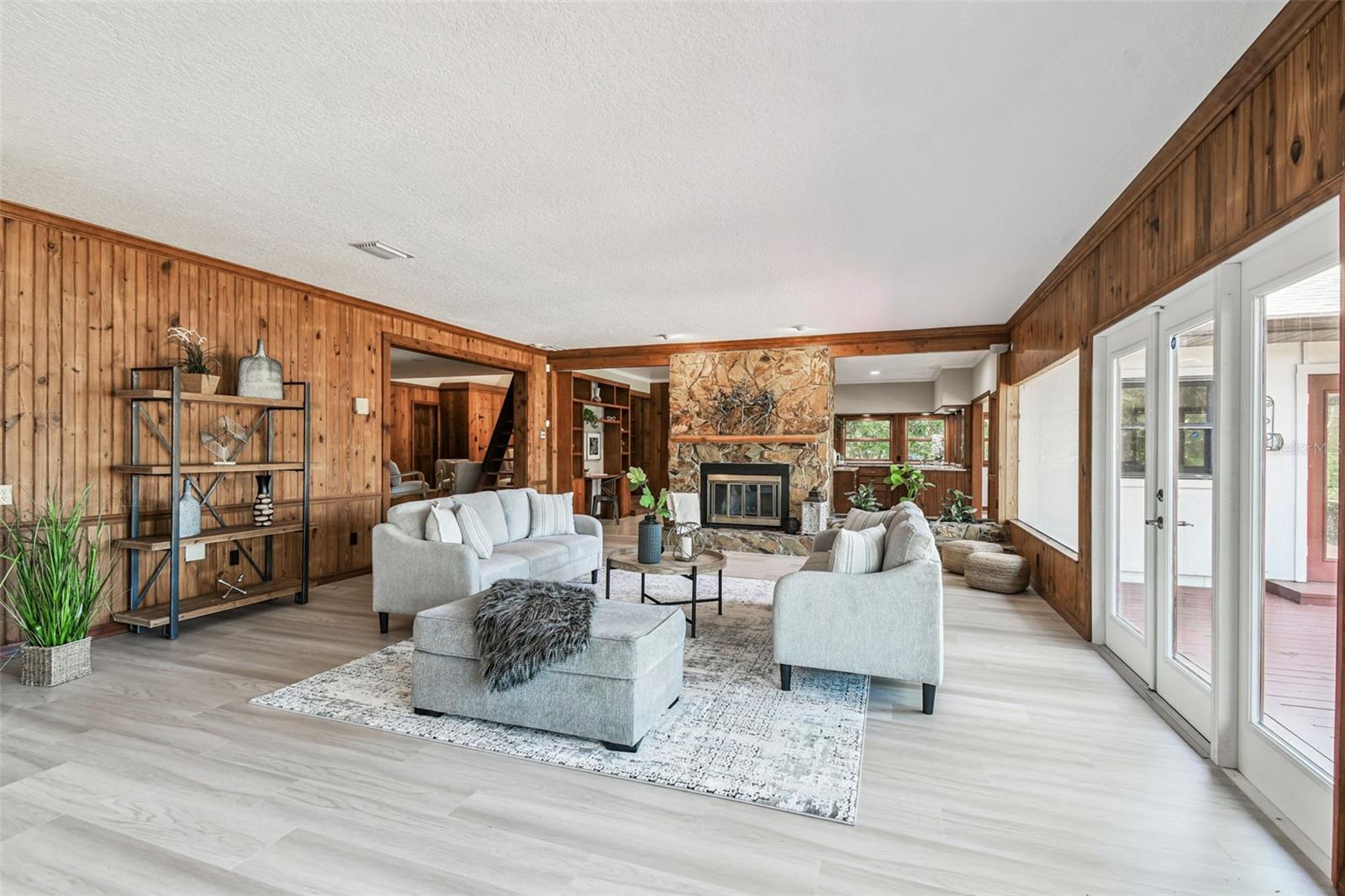 Image 40 of 84 For 8011 Mobley Road