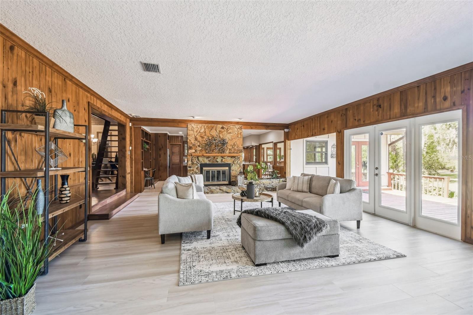 Image 41 of 84 For 8011 Mobley Road