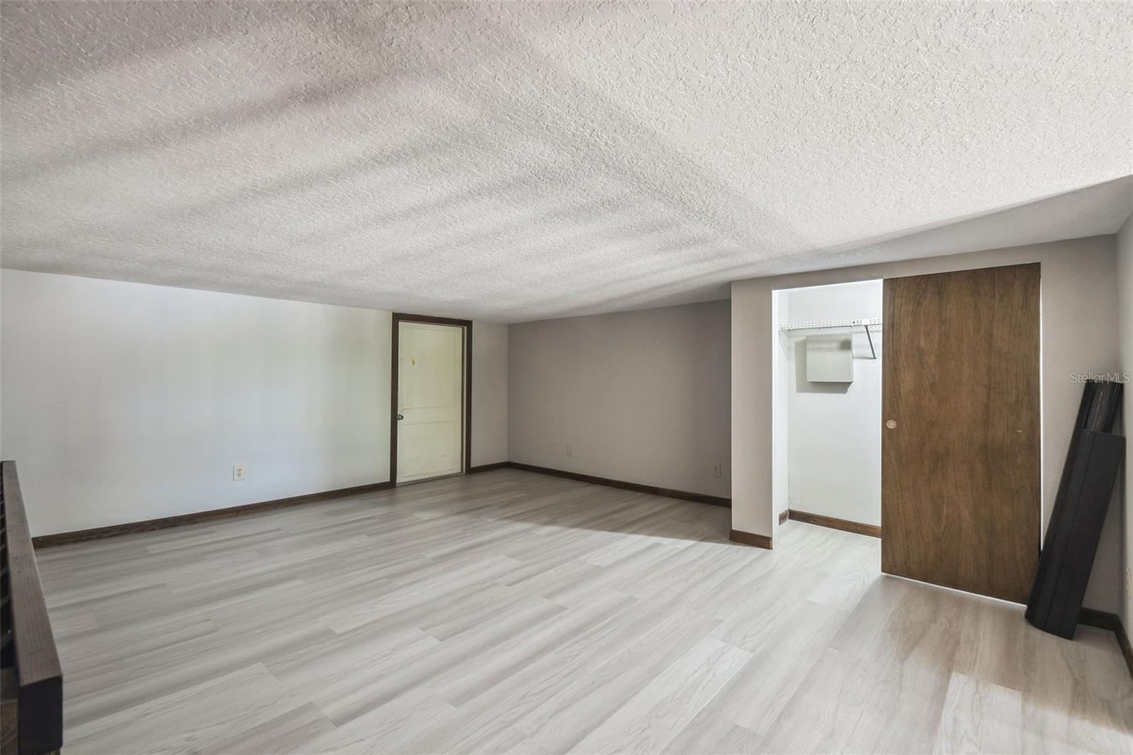 Image 58 of 84 For 8011 Mobley Road