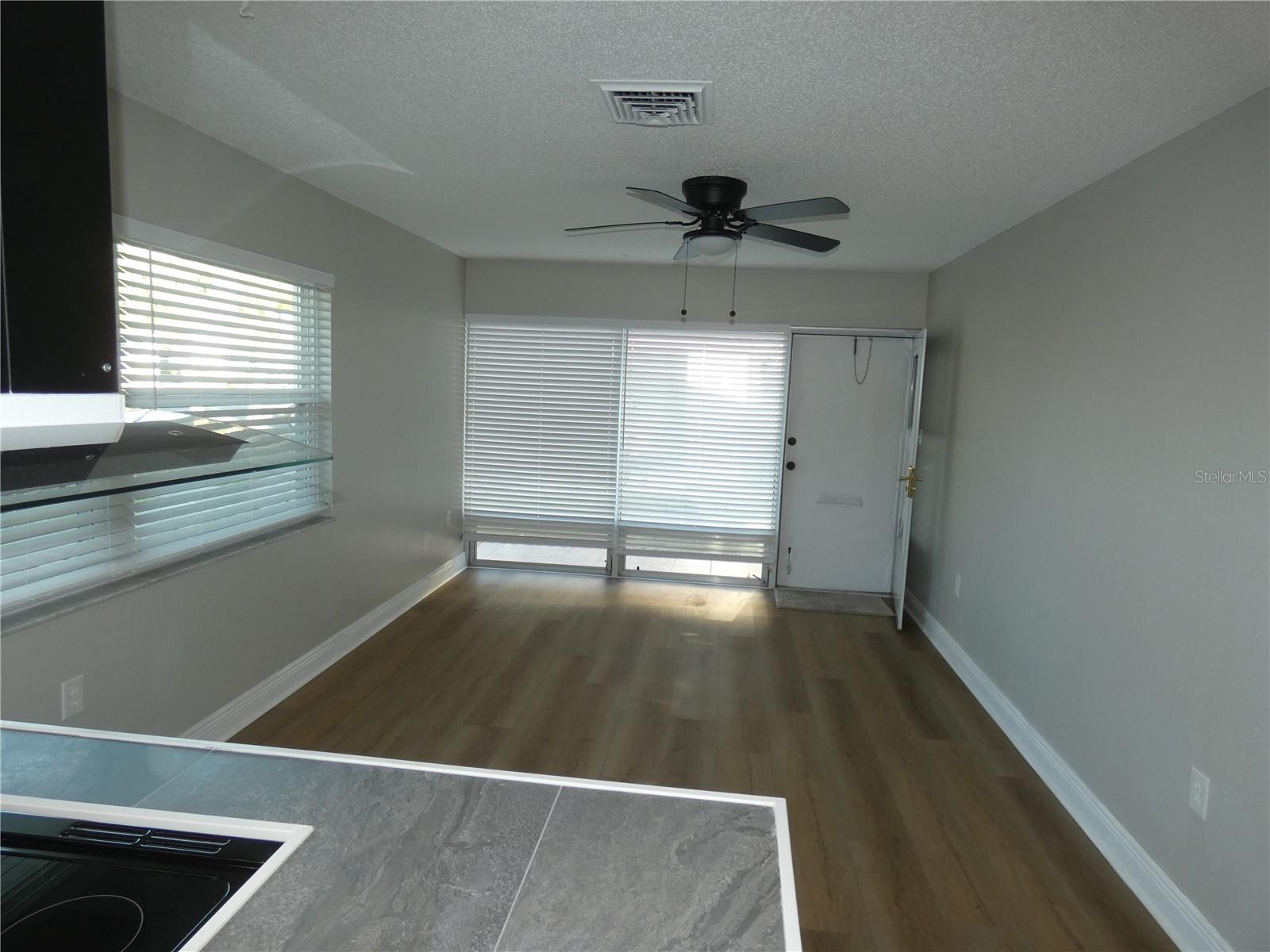 Image 4 of 29 For 4321 Tahitian Gardens Circle A