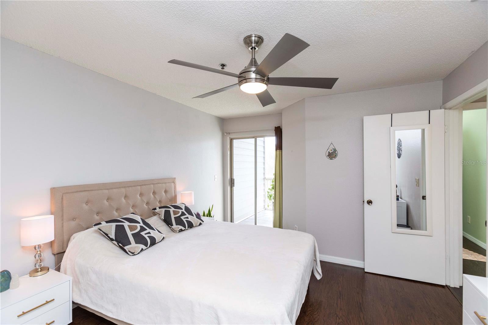 Image 22 of 48 For 5727 Biscayne Court 209