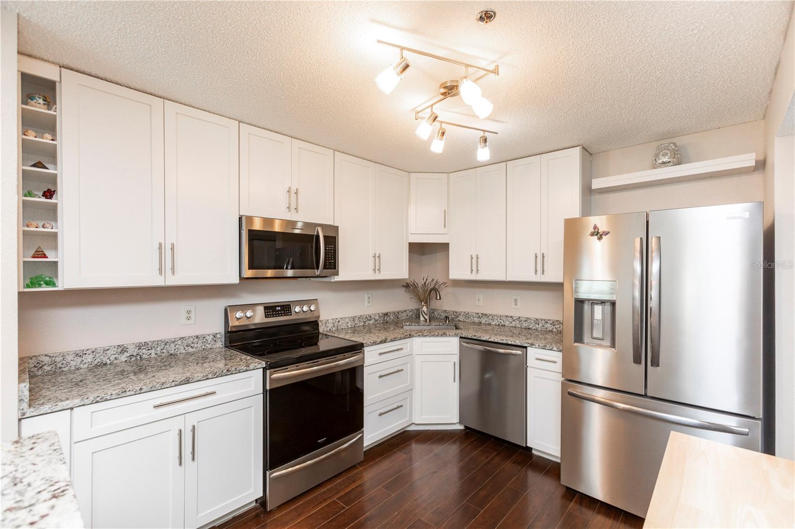 Image 4 of 48 For 5727 Biscayne Court 209