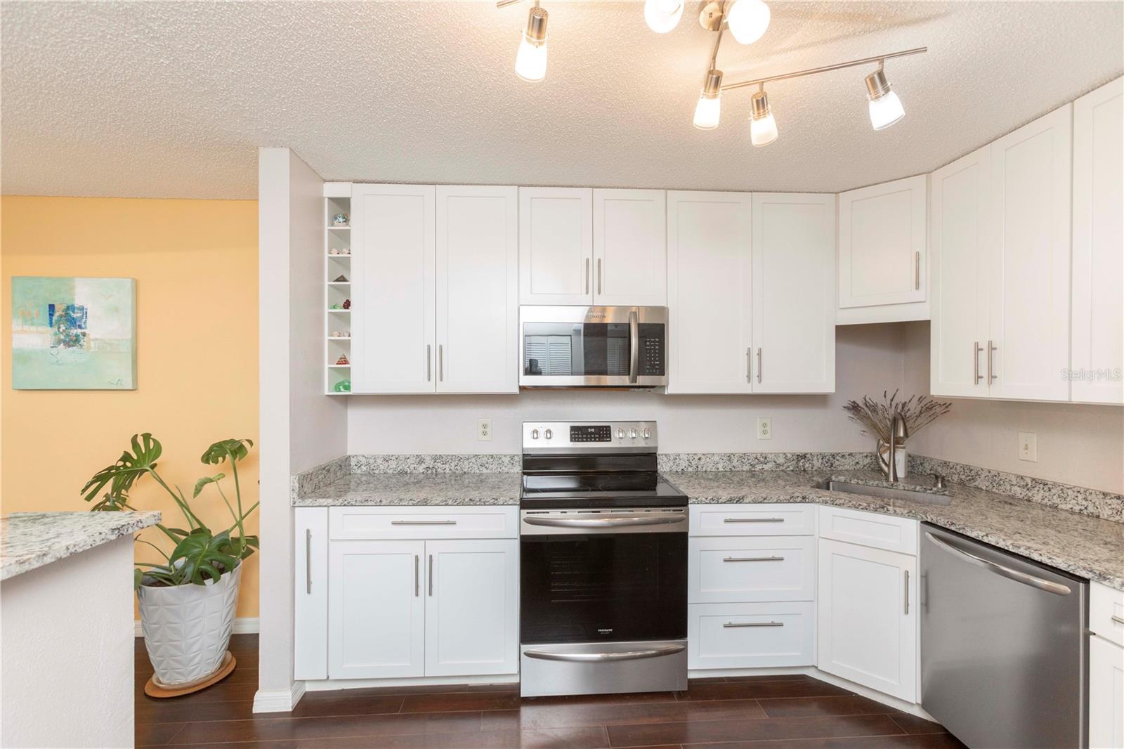 Image 8 of 48 For 5727 Biscayne Court 209