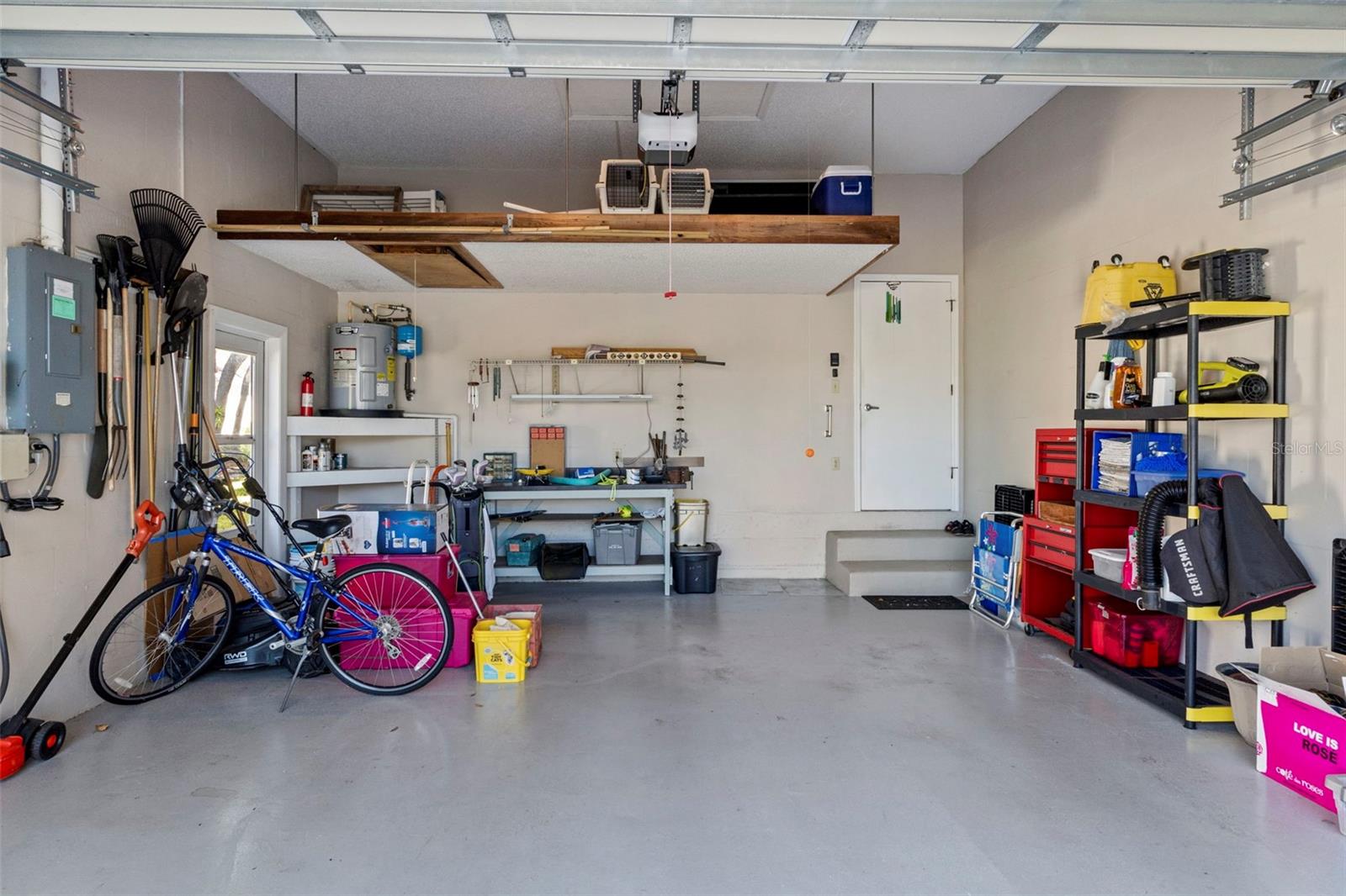 Image 34 of 64 For 7312 Bottle Brush Drive