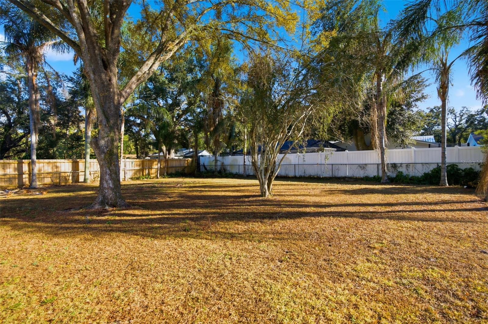 Image 10 of 48 For 118 Connie Avenue