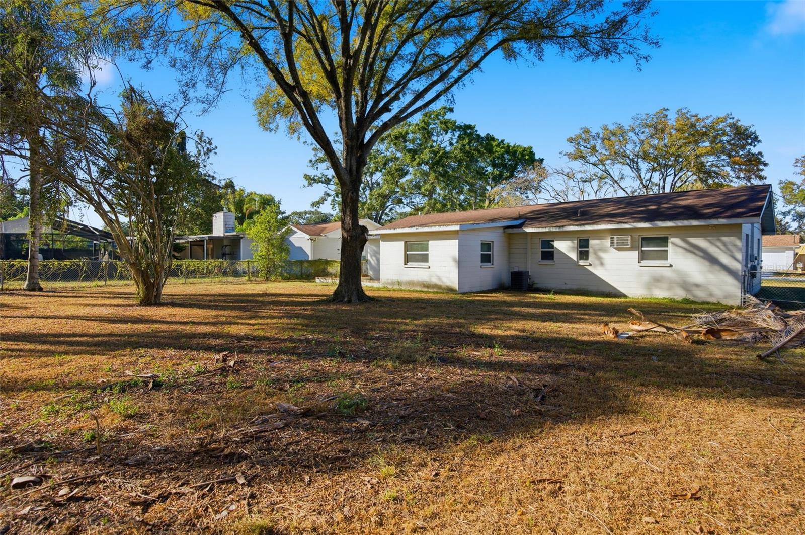 Image 38 of 48 For 118 Connie Avenue