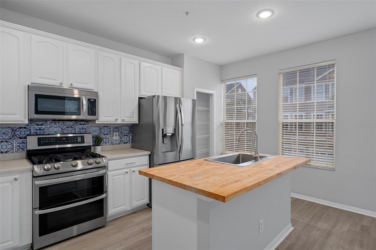 Image 29 of 55 For 2967 Bayshore Pointe Drive