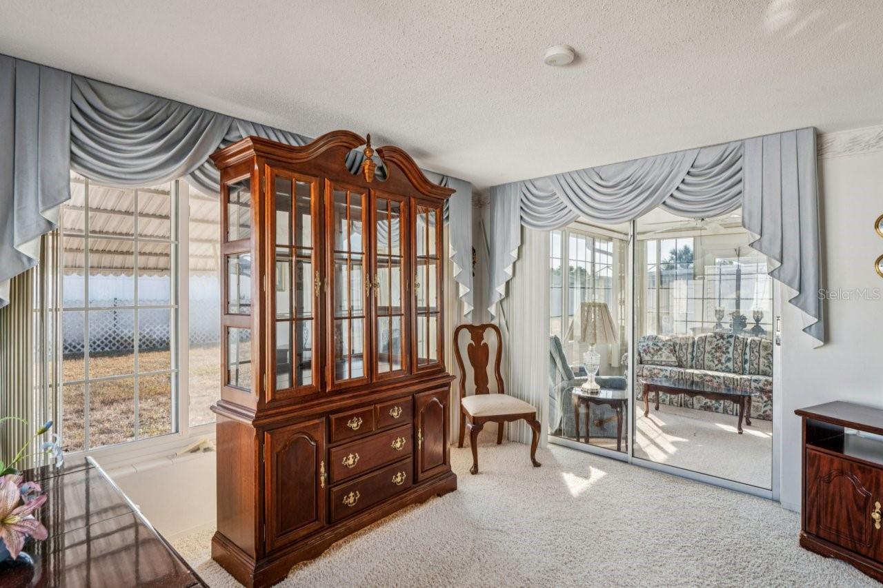 Image 15 of 47 For 10134 Orchid Drive