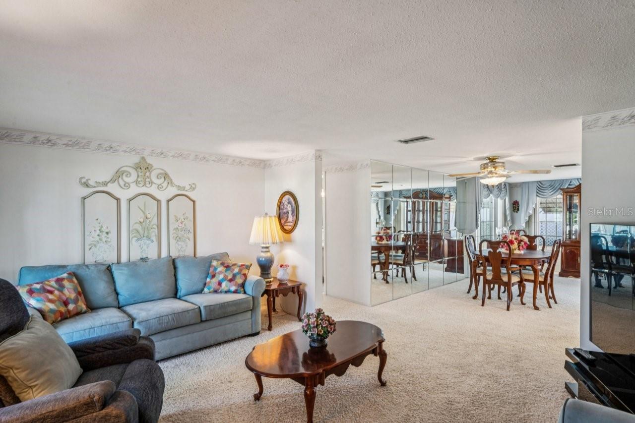 Image 6 of 47 For 10134 Orchid Drive