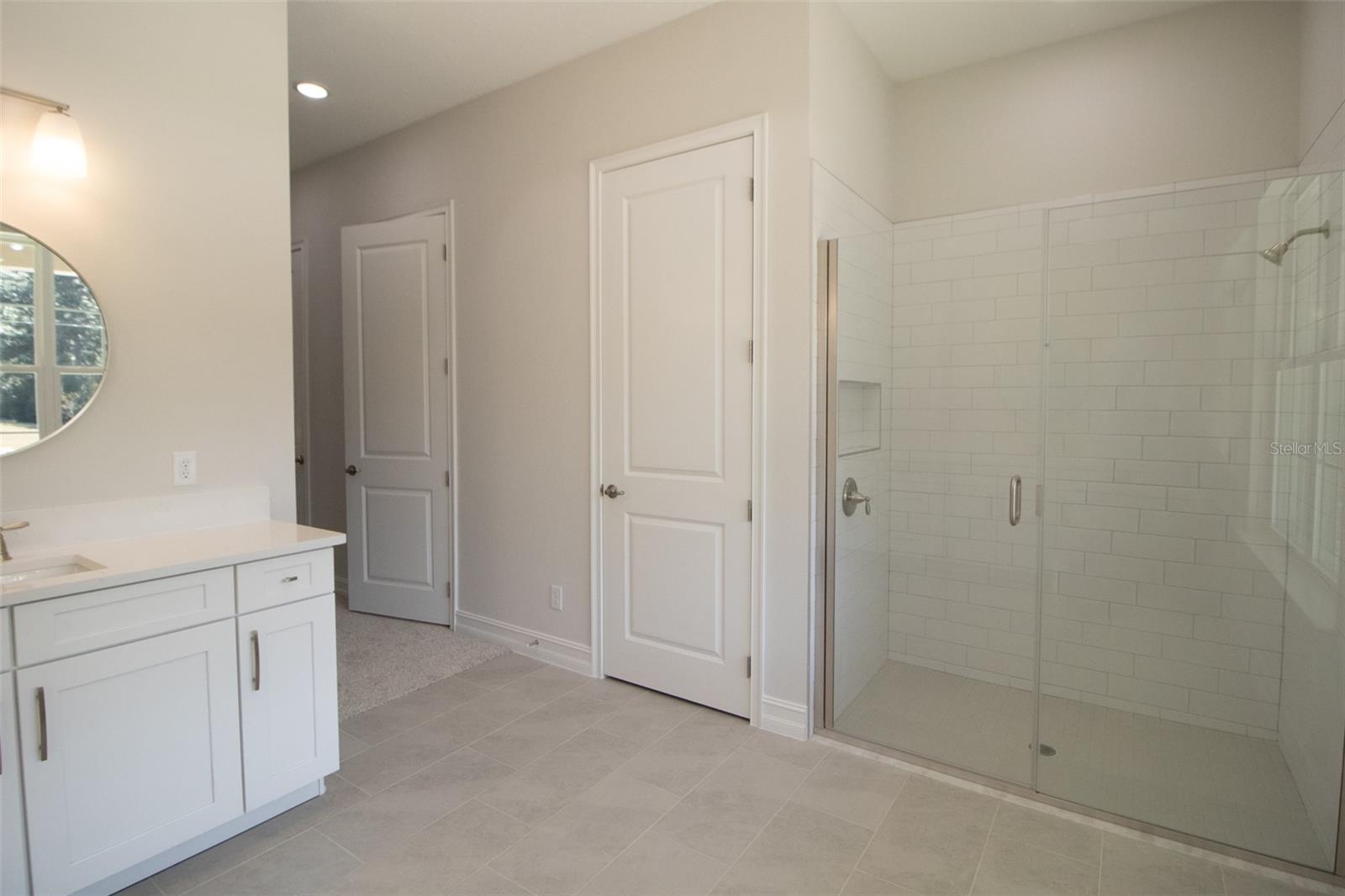 Image 19 of 40 For 2915 Goldenrod Drive