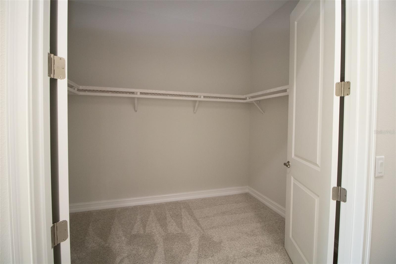 Image 22 of 40 For 2915 Goldenrod Drive