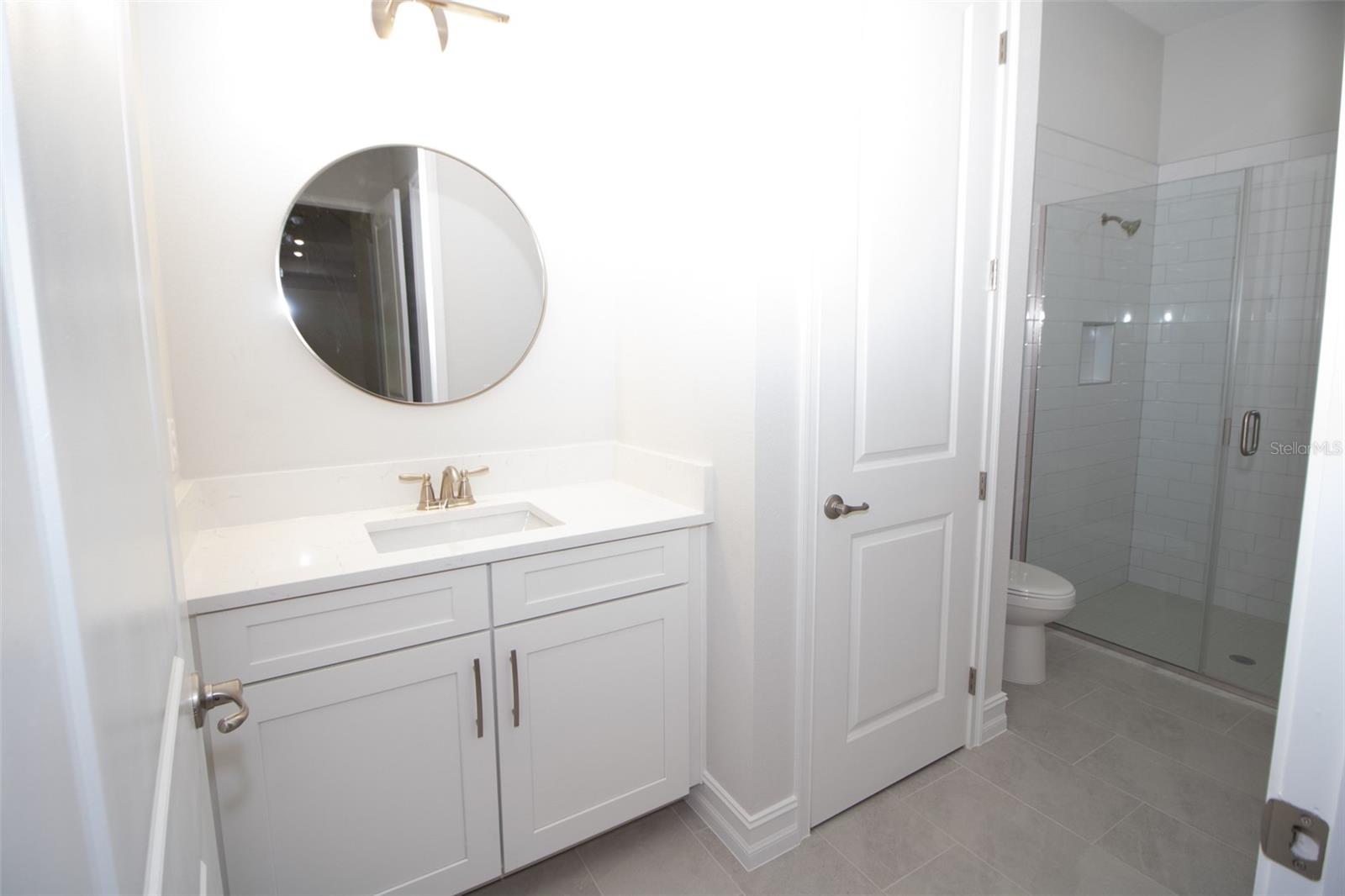 Image 26 of 40 For 2915 Goldenrod Drive