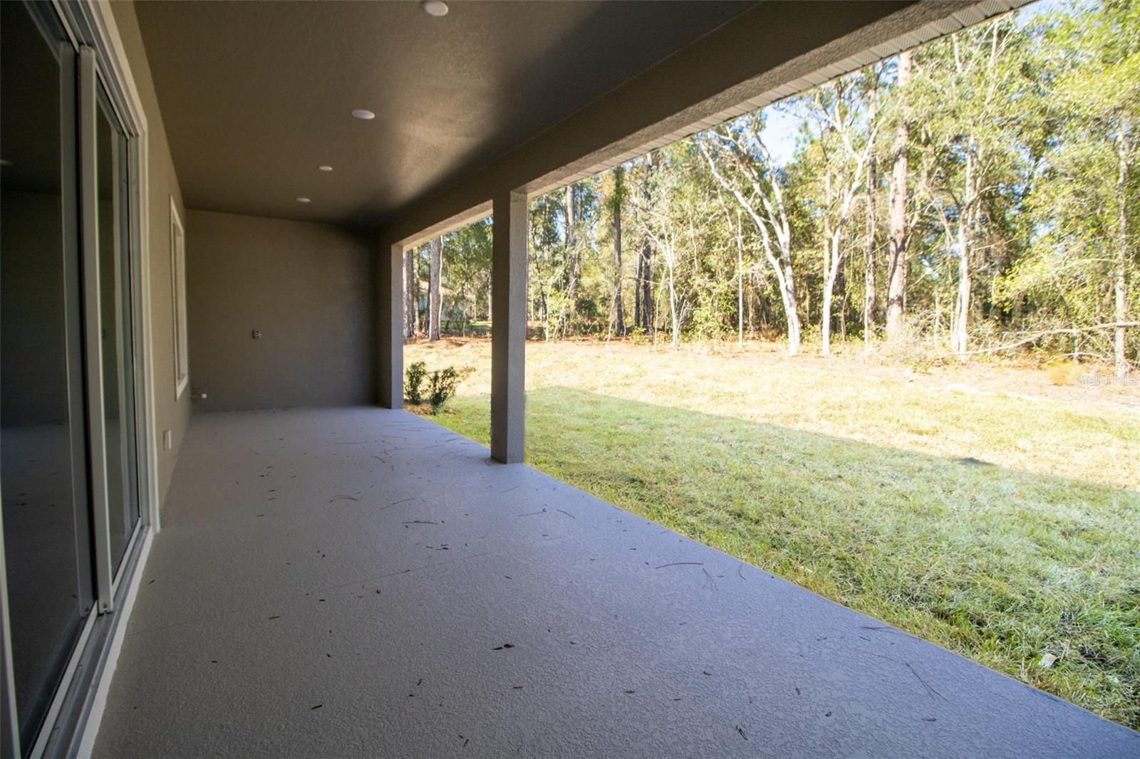 Image 31 of 40 For 2915 Goldenrod Drive