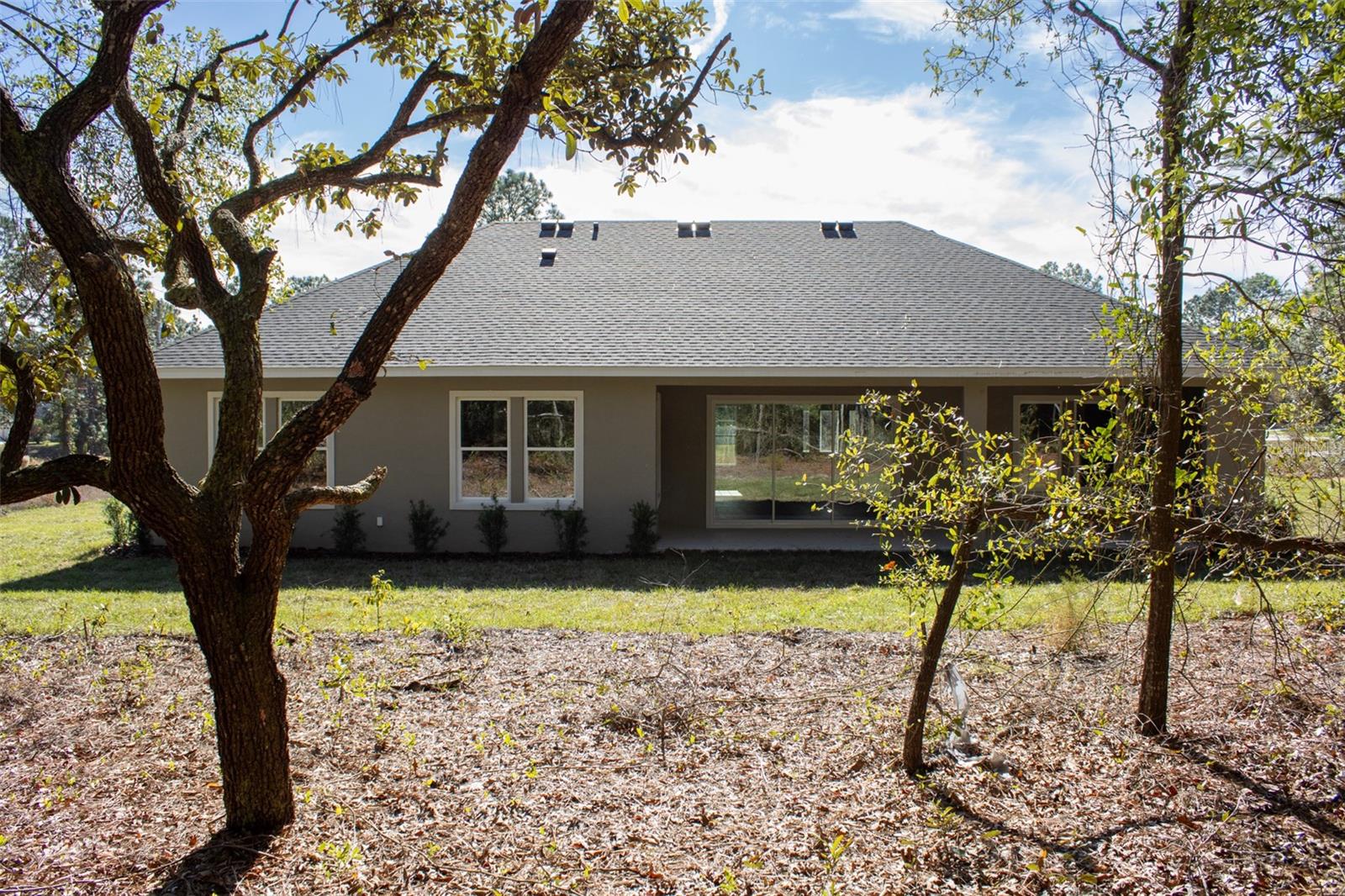 Image 35 of 40 For 2915 Goldenrod Drive