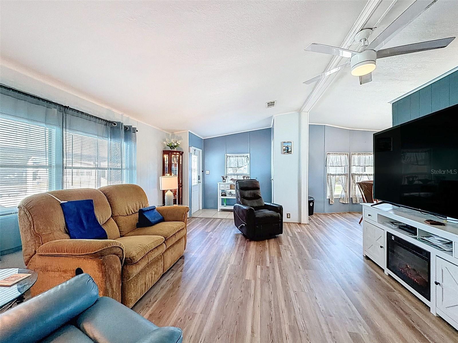 Image 11 of 53 For 7310 Stillwater Drive