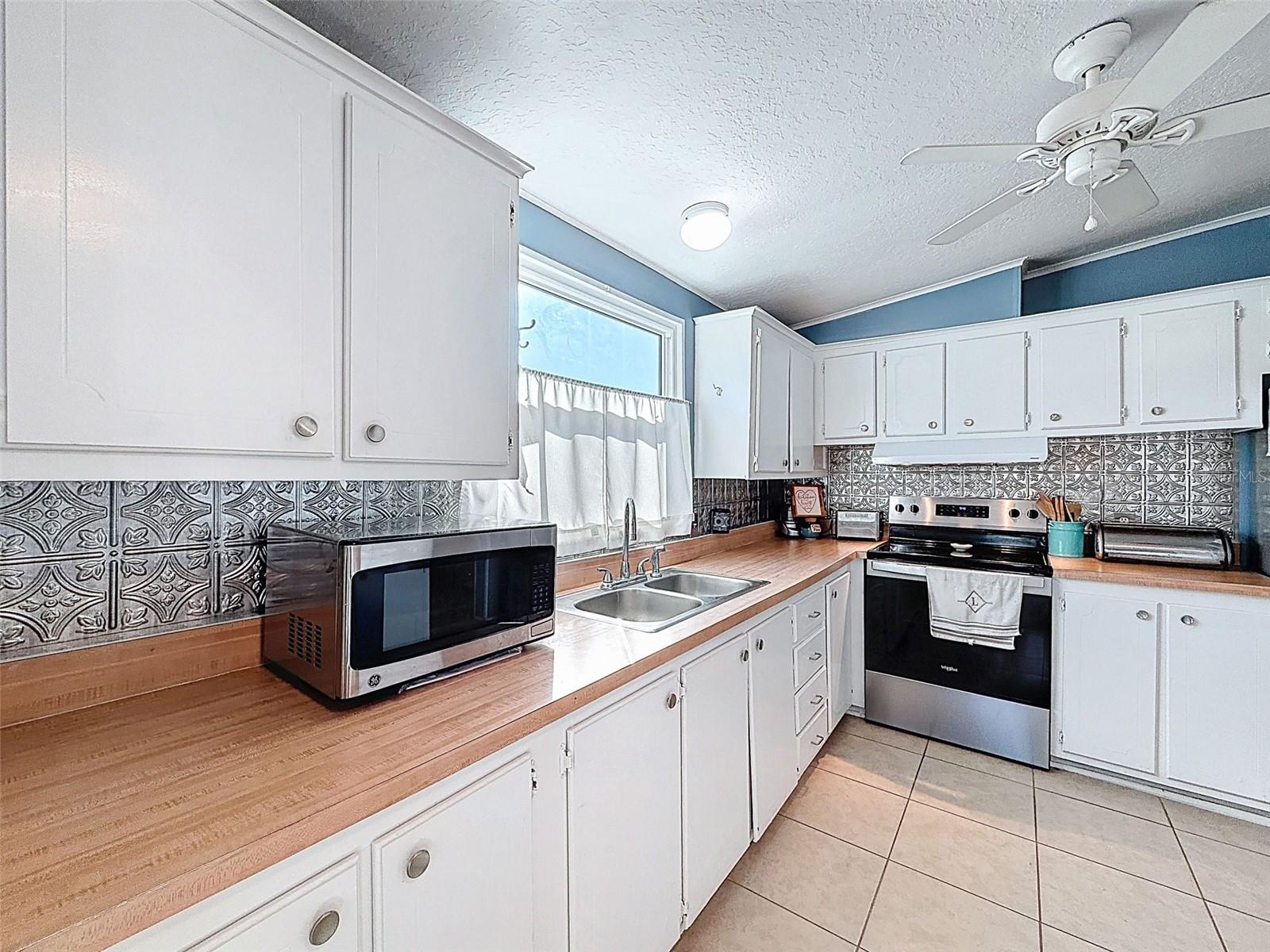 Image 19 of 53 For 7310 Stillwater Drive