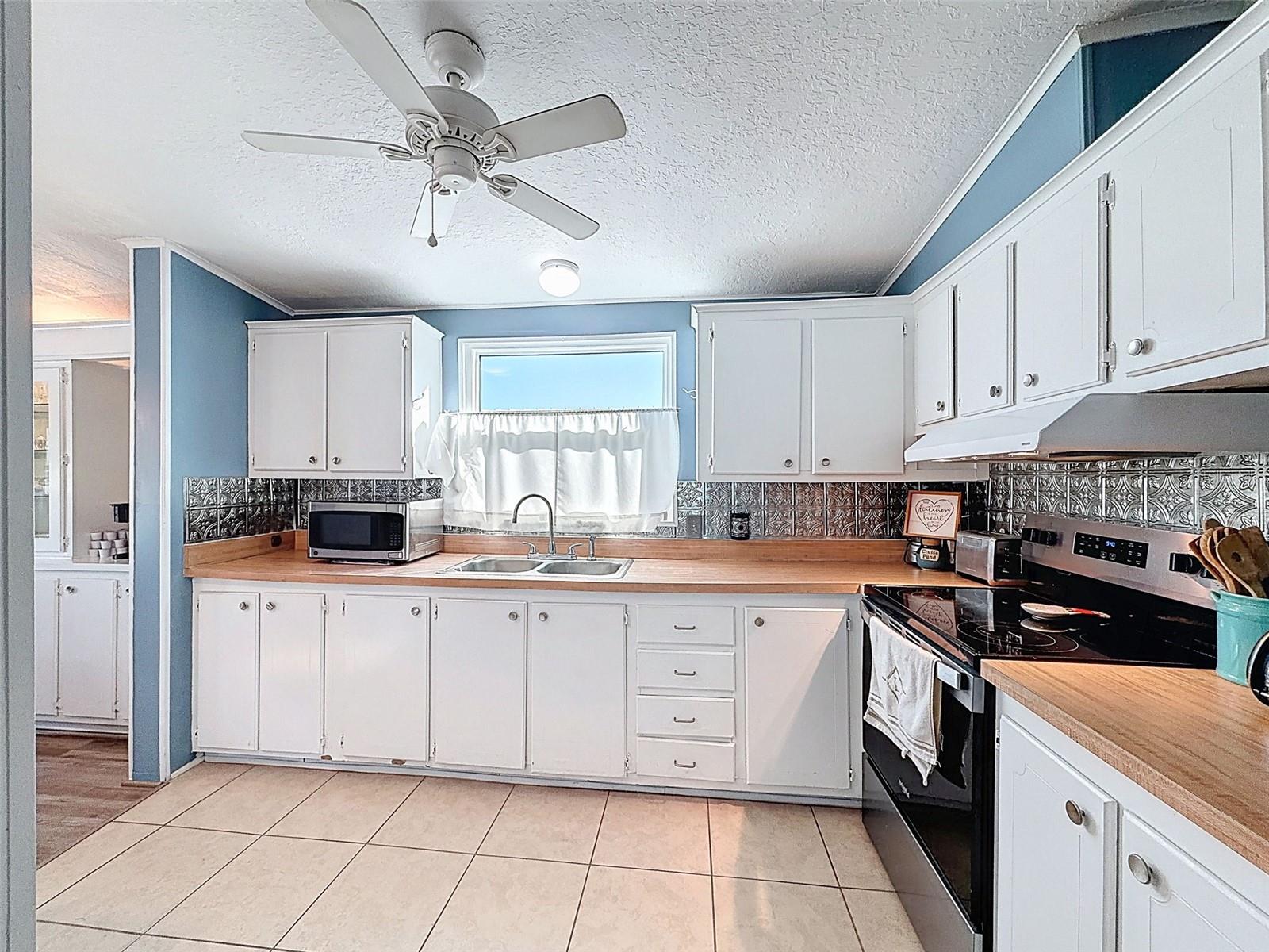 Image 20 of 53 For 7310 Stillwater Drive