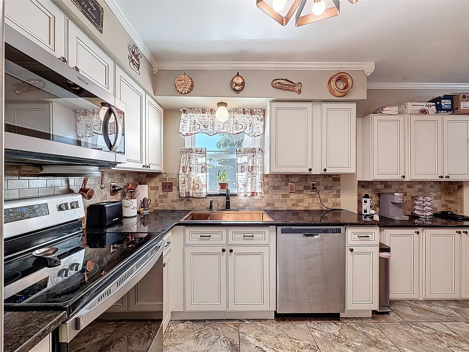 Image 17 of 51 For 11321 Stansberry Drive