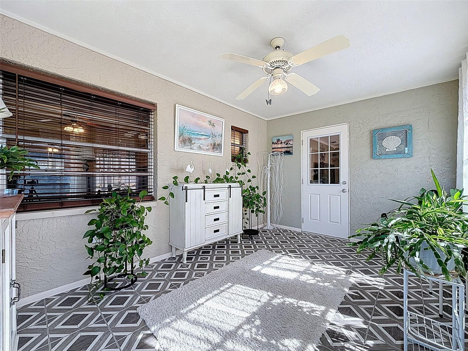 Image 37 of 51 For 11321 Stansberry Drive