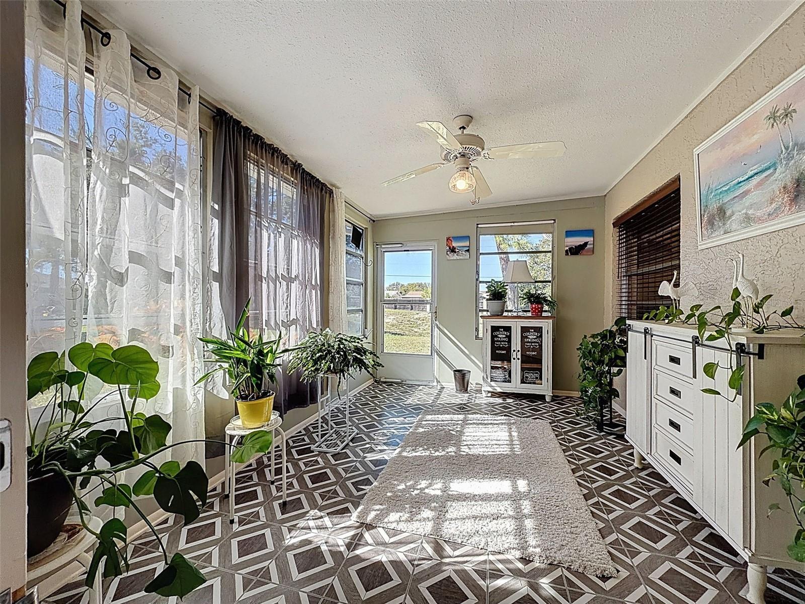 Image 38 of 51 For 11321 Stansberry Drive