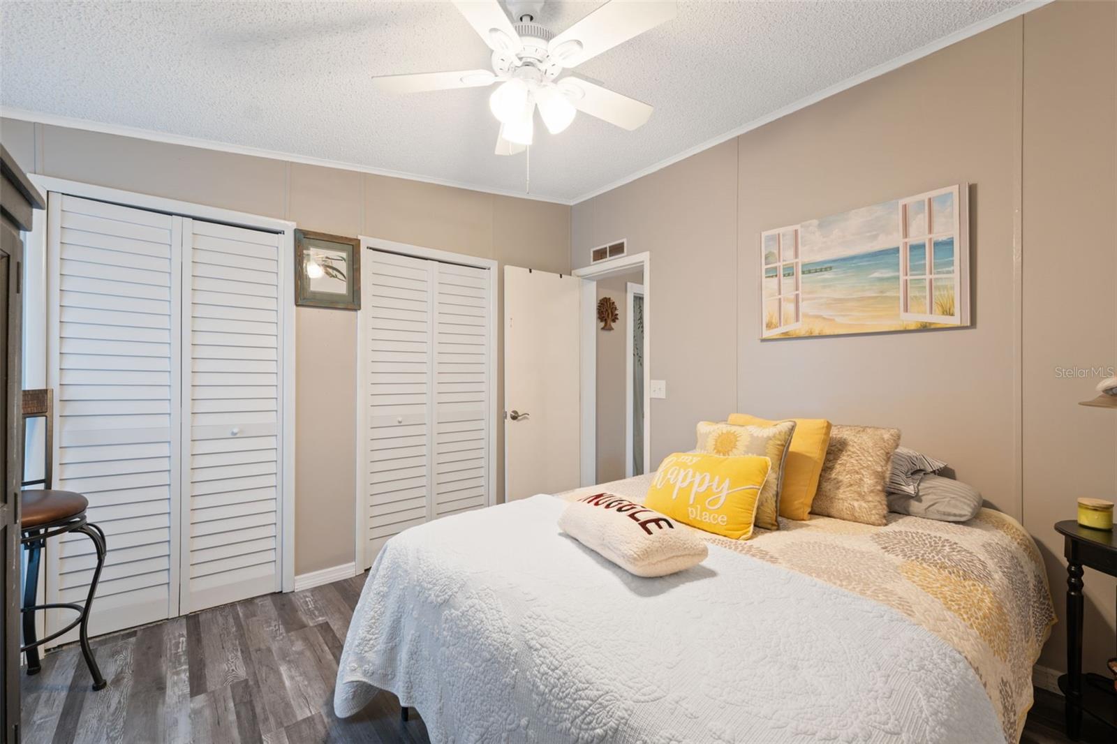 Image 24 of 33 For 14684 Rialto Avenue