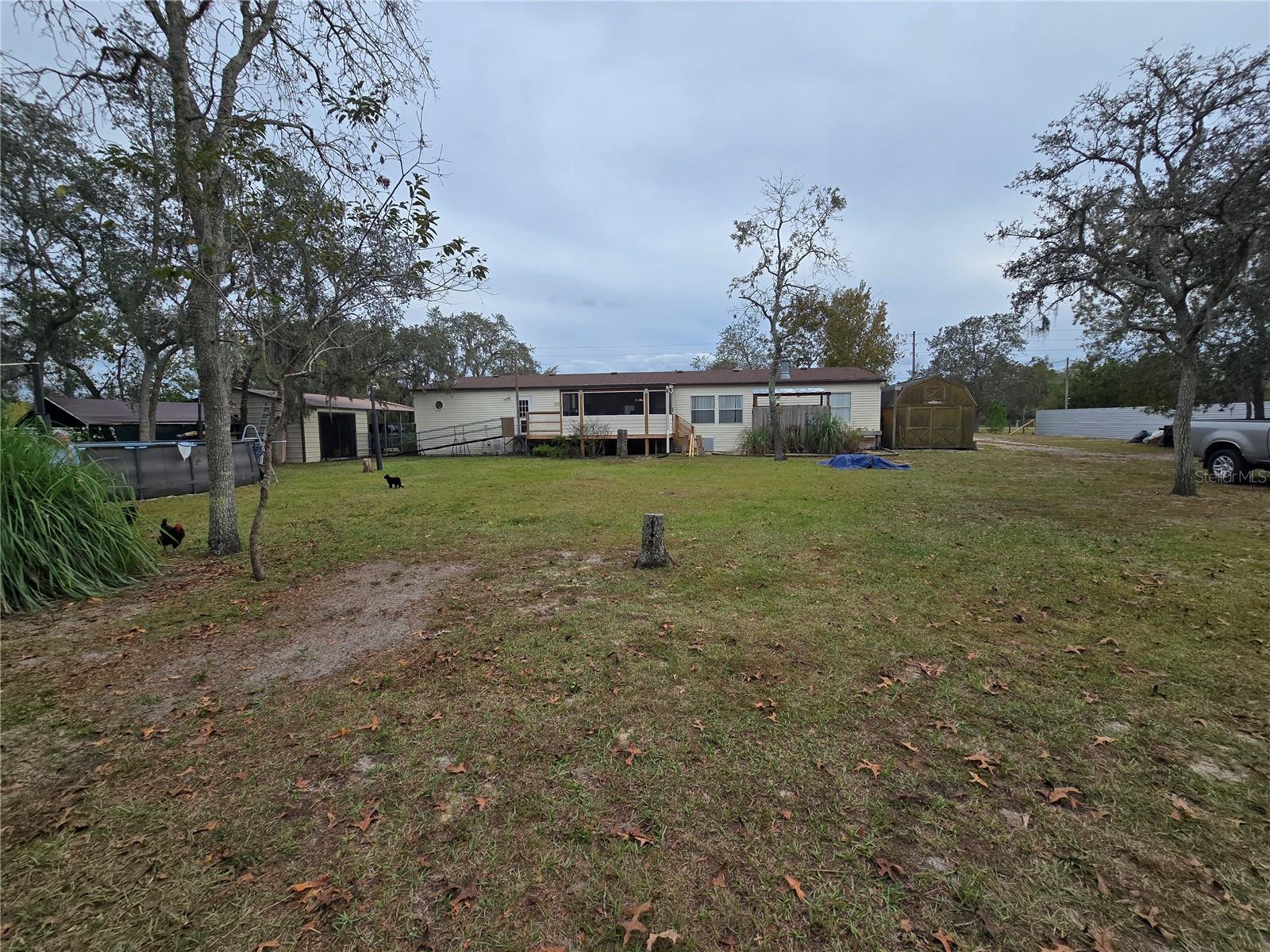 Listing photo id 41 for 16403 Bosley Drive