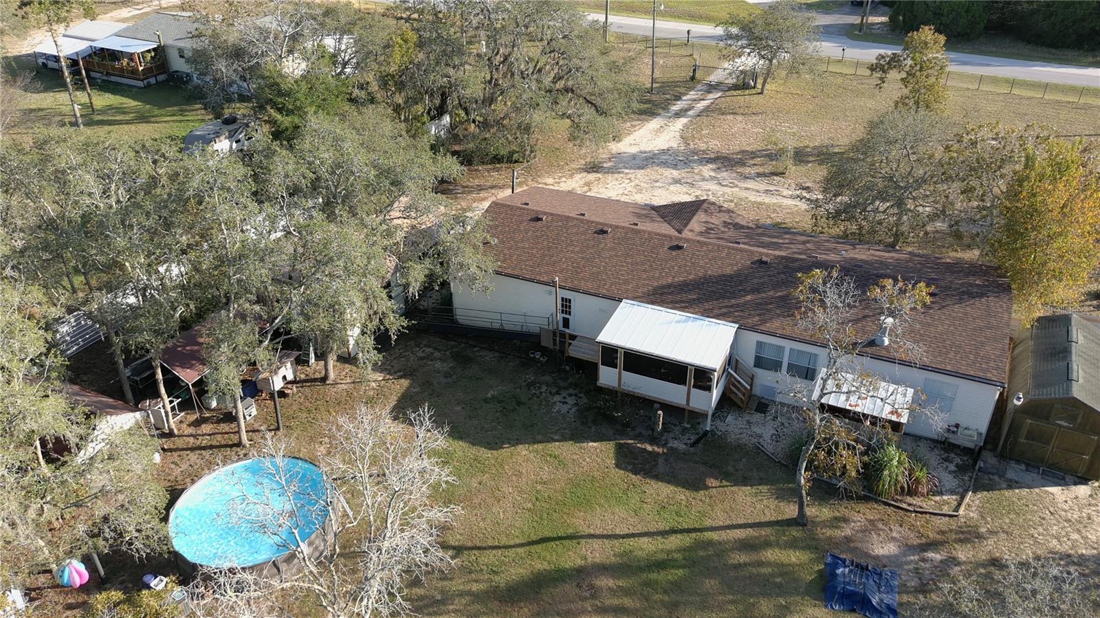 Listing photo id 55 for 16403 Bosley Drive