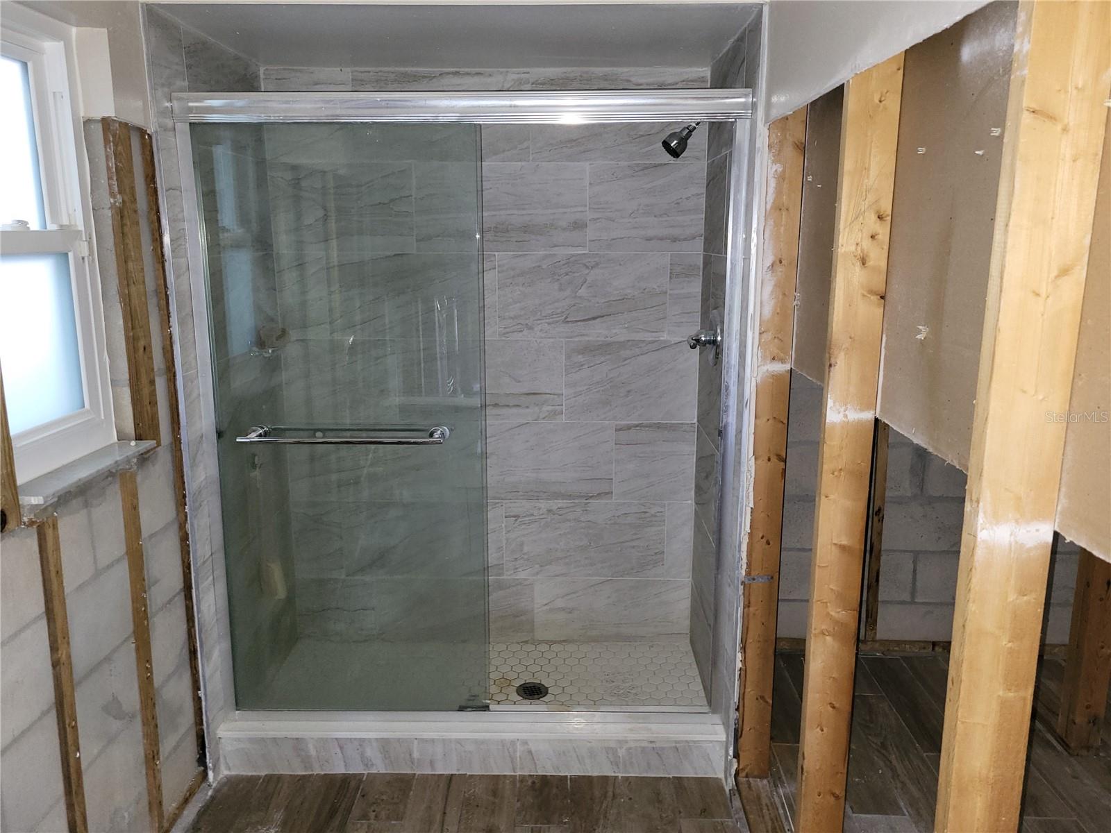 Image 15 of 17 For 4427 Dewey Drive