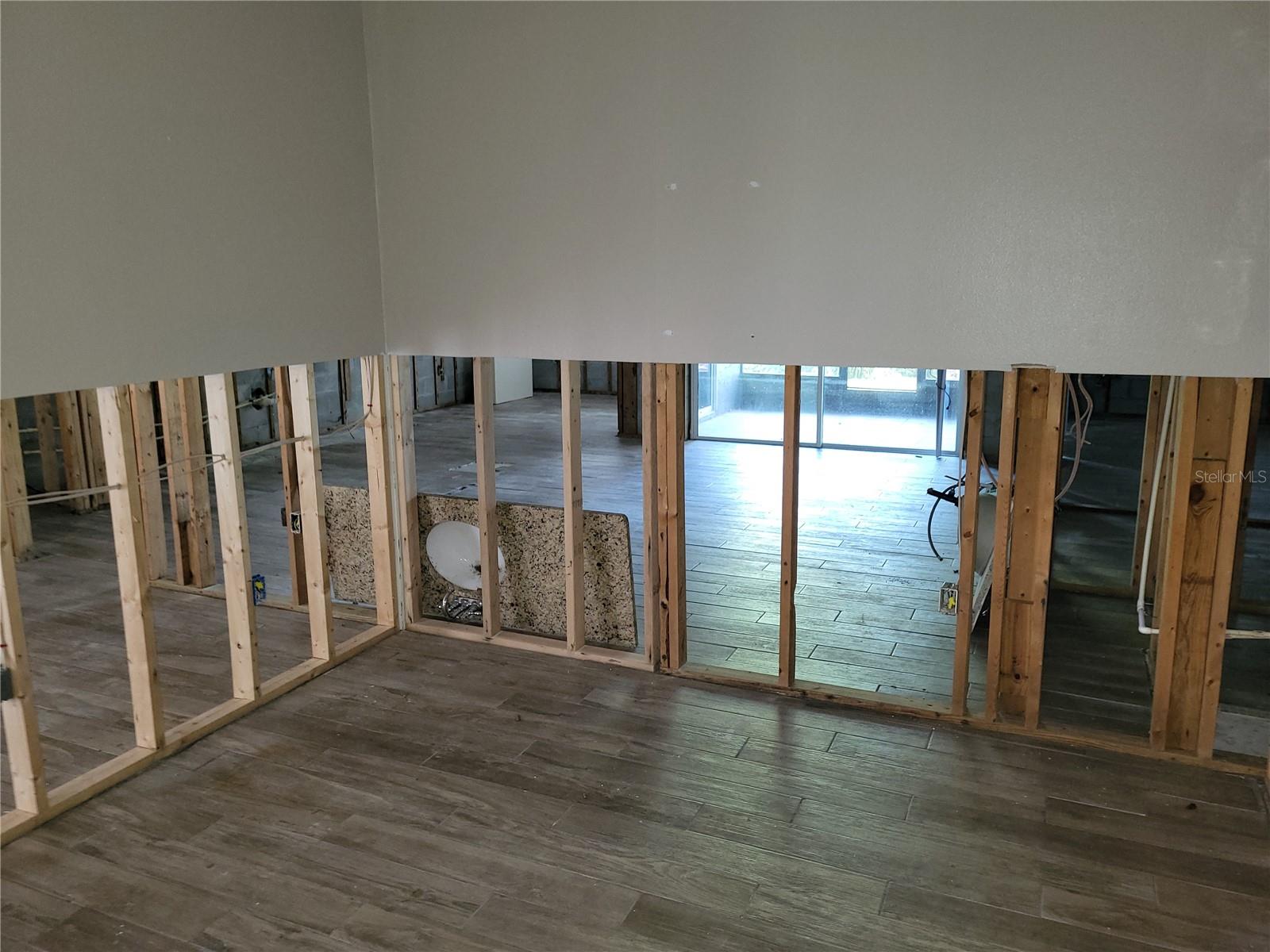 Image 17 of 17 For 4427 Dewey Drive