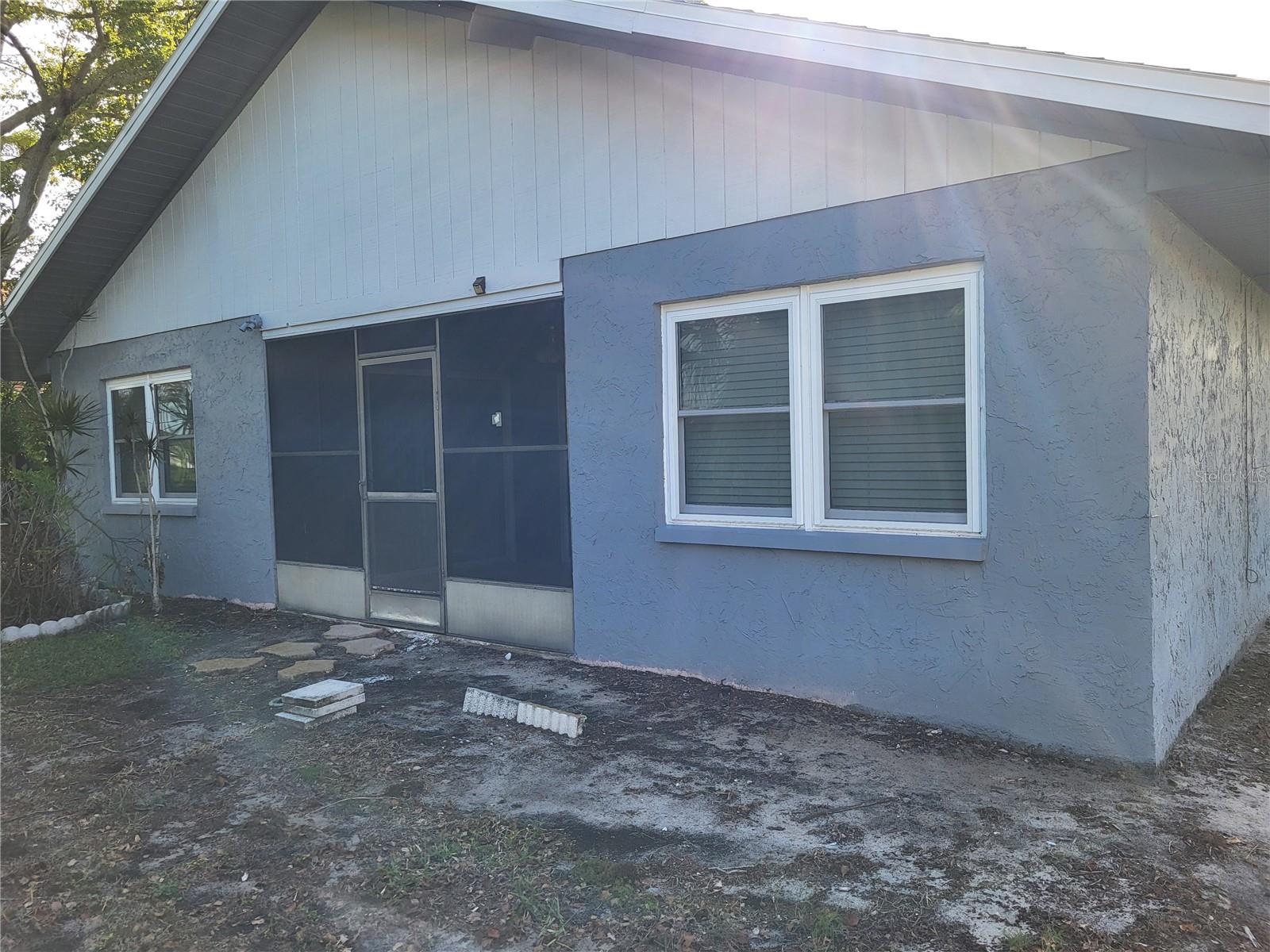 Image 5 of 17 For 4427 Dewey Drive