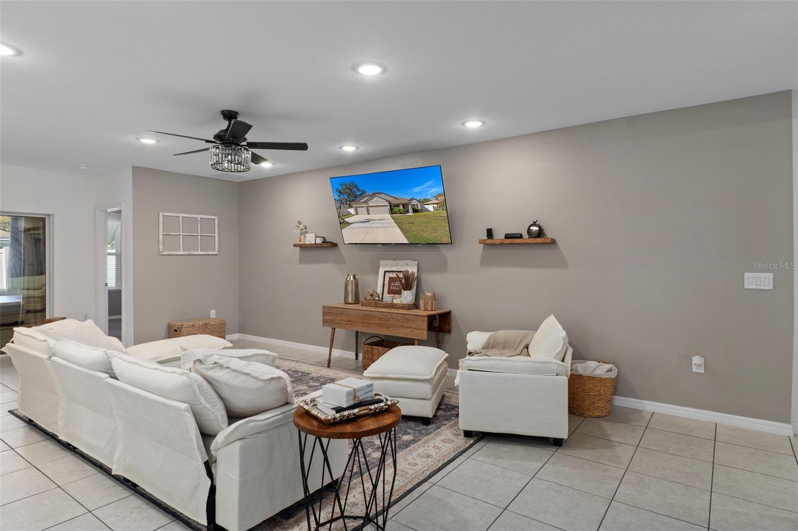 Image 18 of 57 For 3313 Dorian Avenue