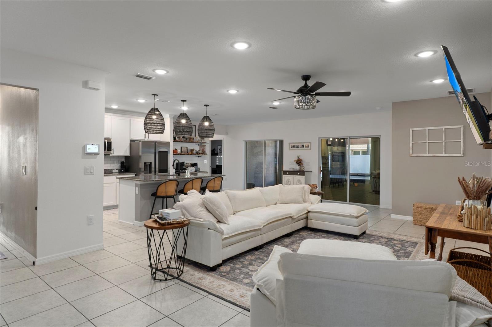 Image 20 of 57 For 3313 Dorian Avenue