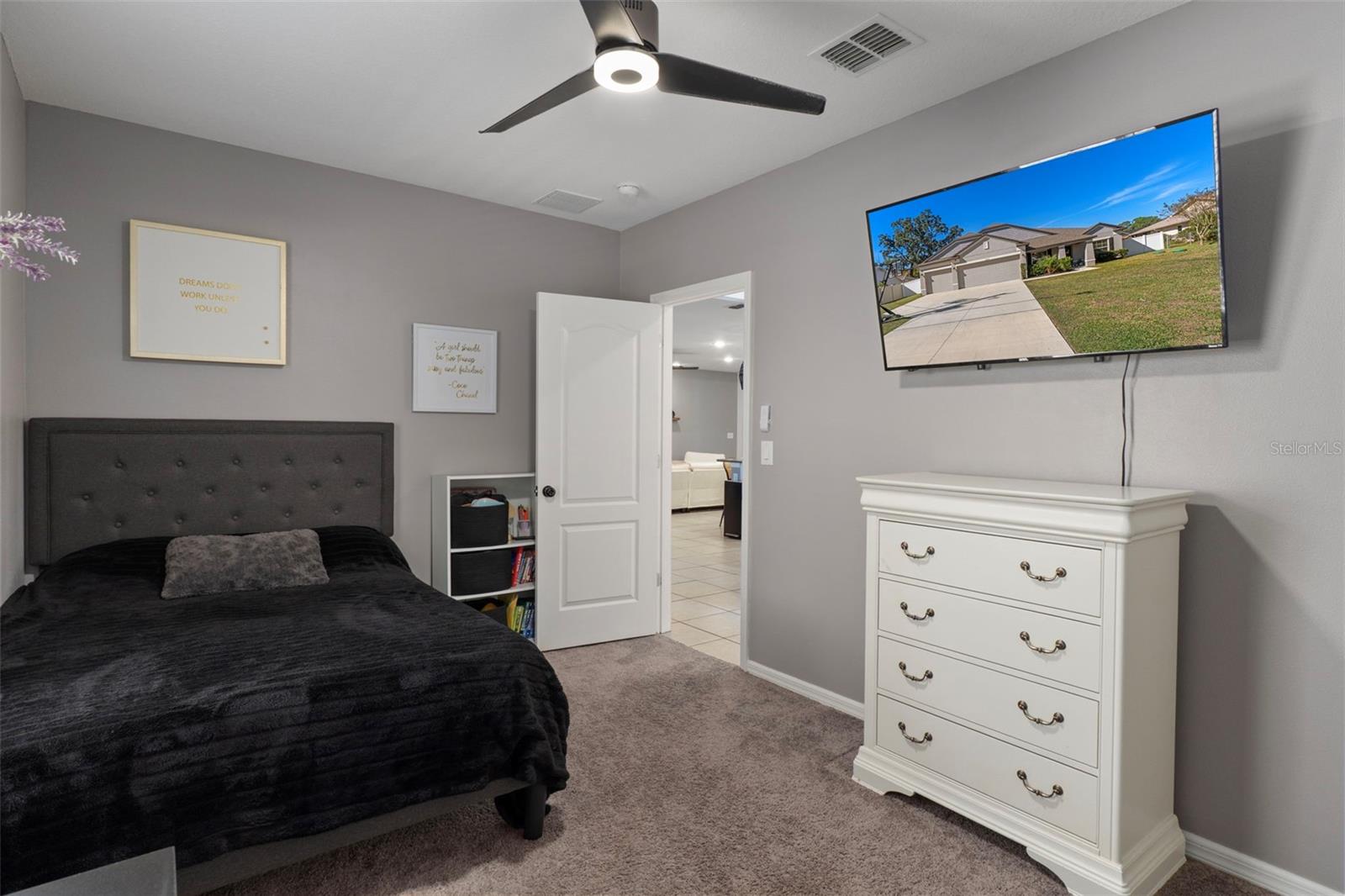 Image 32 of 57 For 3313 Dorian Avenue