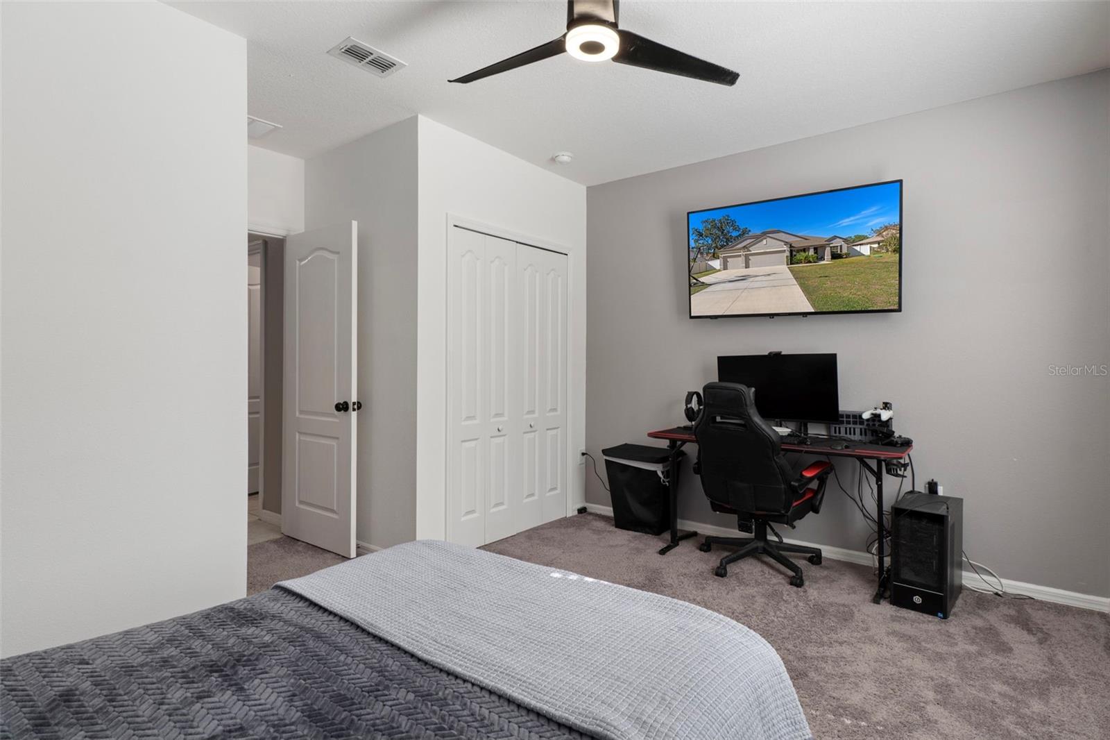 Image 37 of 57 For 3313 Dorian Avenue