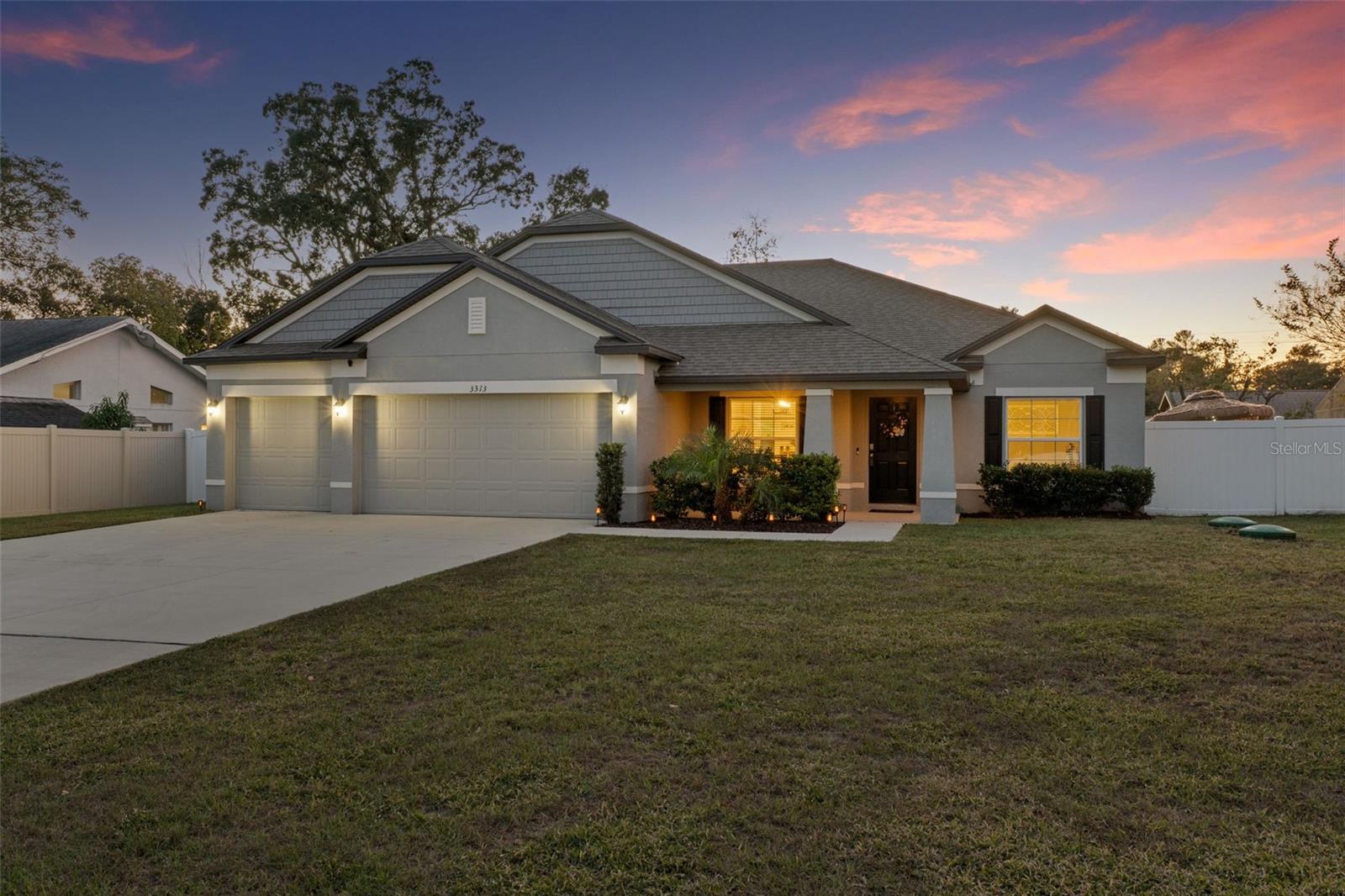 Image 6 of 57 For 3313 Dorian Avenue