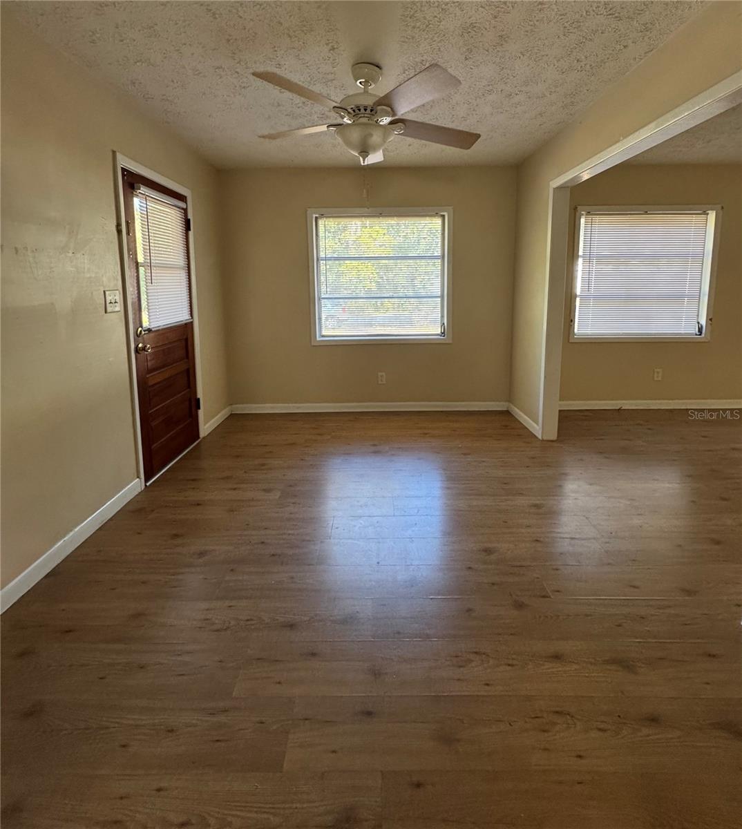 Image 3 of 9 For 22368 Panorama Street