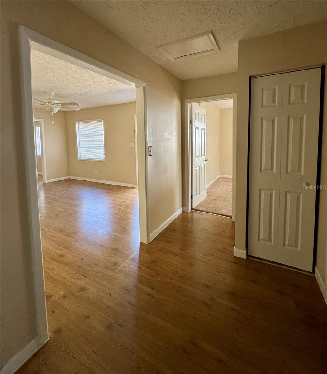 Image 7 of 9 For 22368 Panorama Street