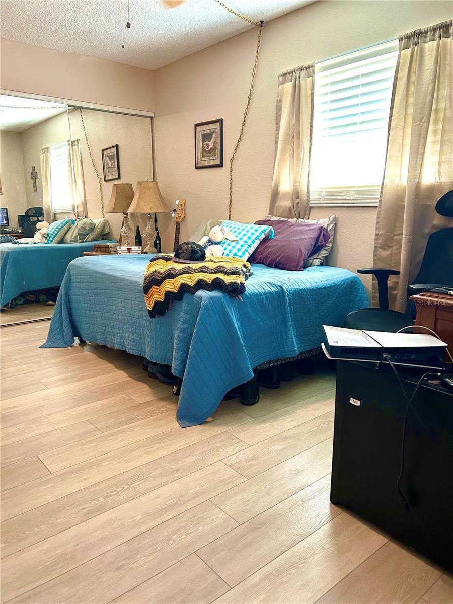 Image 11 of 17 For 11909 Bayonet Lane 113a